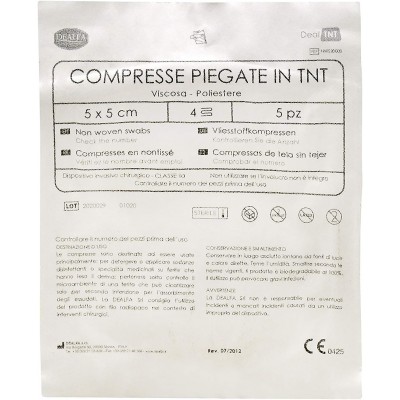 Compresse TNT  cm 5x5 cm STERILI - 4 str. Box 100 bs x 5 pz ( 500pz )